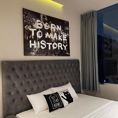 The Vibe Room - Ty'S Living Space 胡志明市 外观 照片